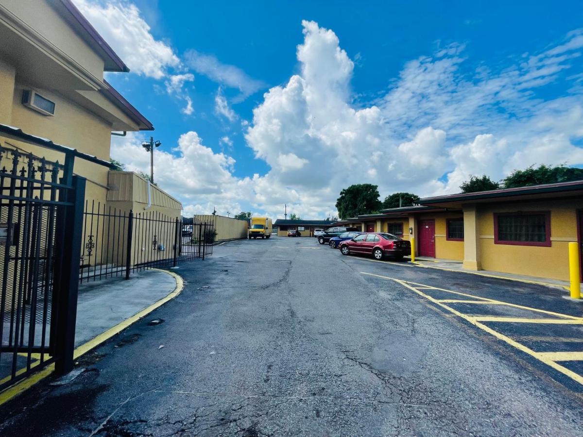 Royal Palms Motel & Rv Park New Orleans Exterior foto